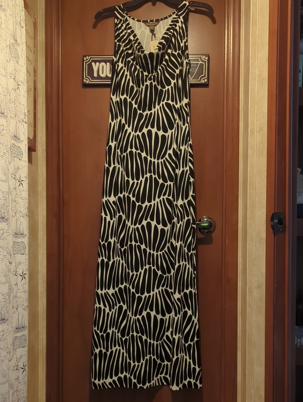 Tommy Bahama Black and White Patterned V-Neck Maxi Dress
